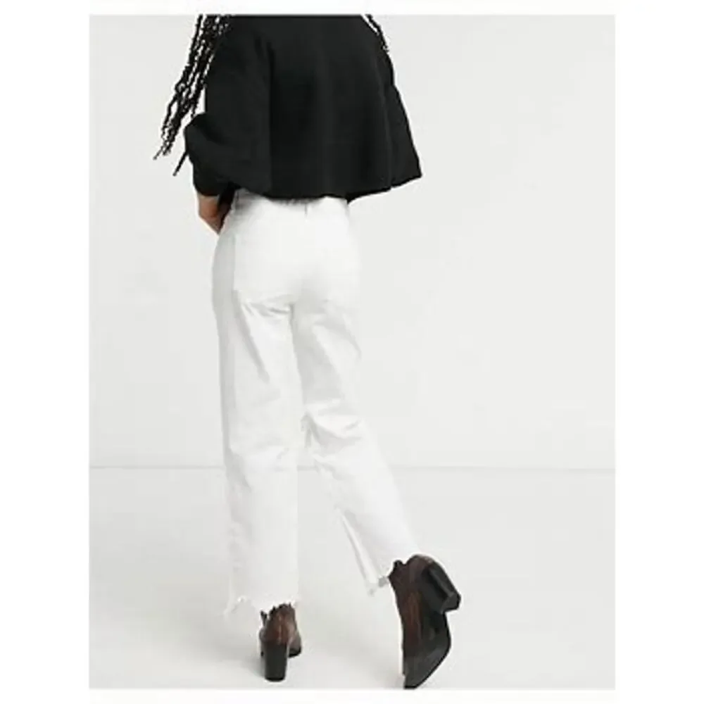 FP Free People Maggie White Mid Rise Straight Distressed Jeans Denim 26 - Picture 3 of 9